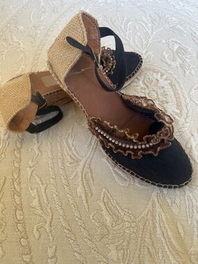 Vtg Heyraud Jute Trim Black Fabric Espadrilles. EUC Ankle Strap Sz 40/10